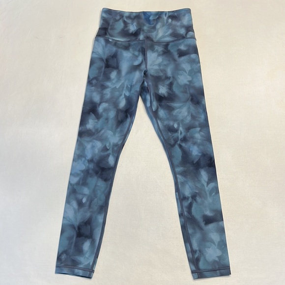 Athleta Women’s Elation Printed 7/8 Tight 657538 Green Blue Dye Leggings - Picture 2 of 7